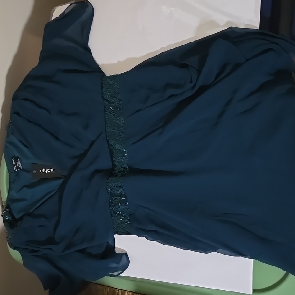 Size 14 Emerald Dress